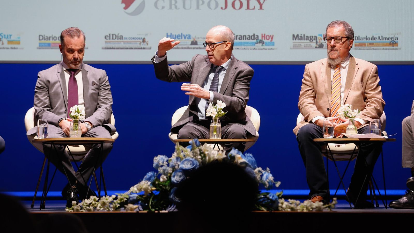 Las fotos del desayuno-coloquio "Brexit: repercusiones socioeconómicas y fiscales en La Línea y el Campo de Gibraltar"