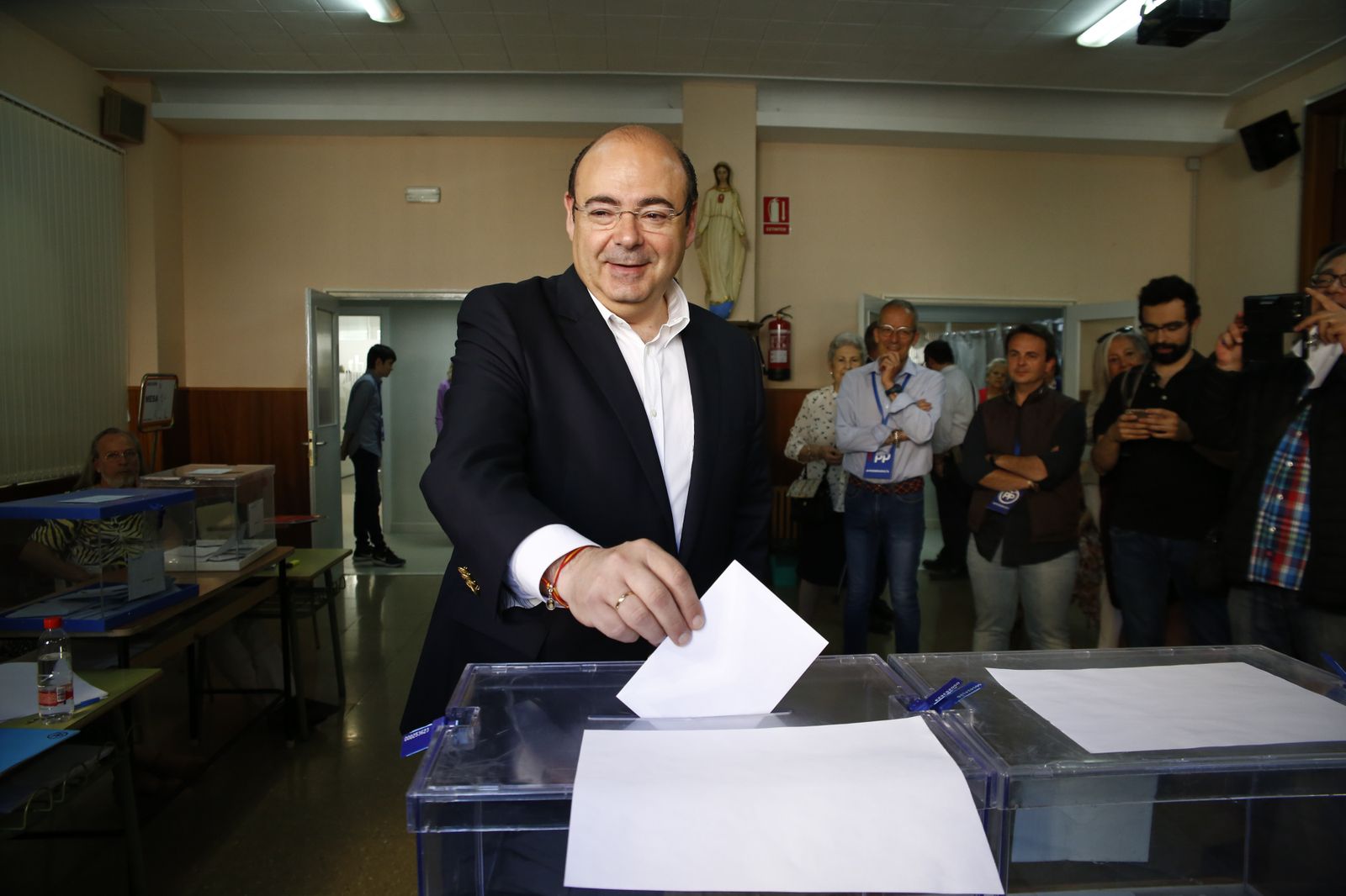 Jornada electoral: Los candidatos a la Alcaldía de Granada votan