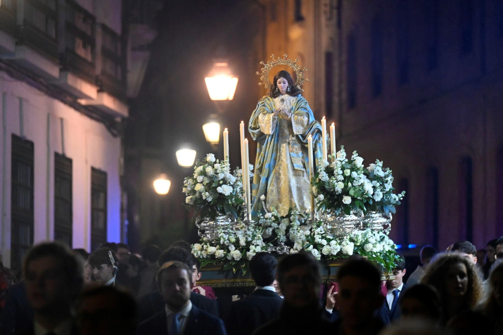La Virgen de la Inmaculada Concepción recorre las calles de Córdoba, en imágenes