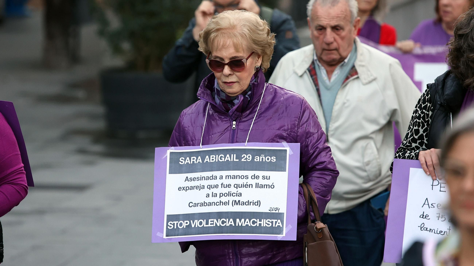 Imágenes de la manifestación del 25N 2024 en Jerez