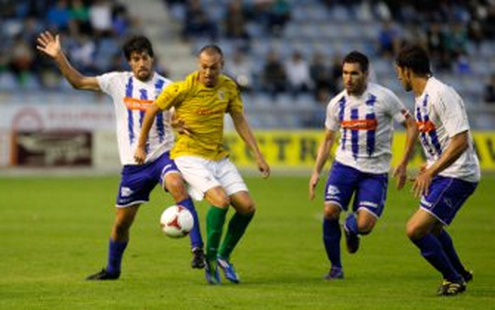 Con la cabeza bien alta (2-1)