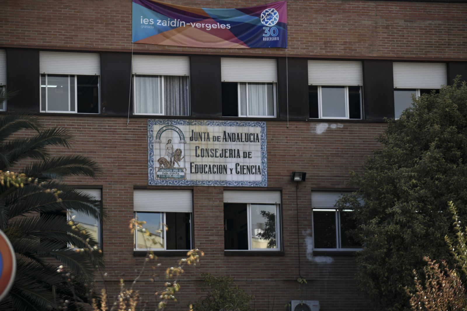 Ventanas abiertas en el IES Zadín-Vergeles de Granada, en plena ola de frío.