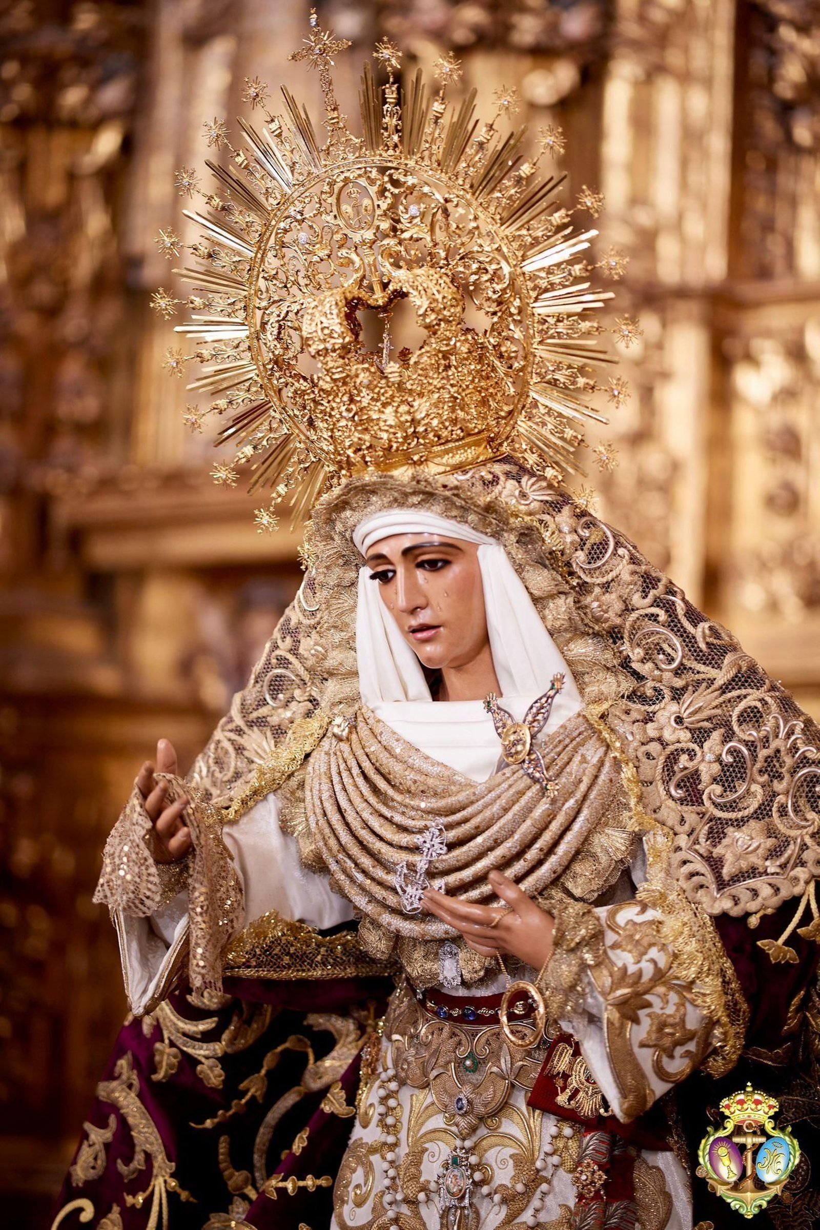 Así ha quedado la Esperanza de Triana tras la restauración de Pedro Manzano.