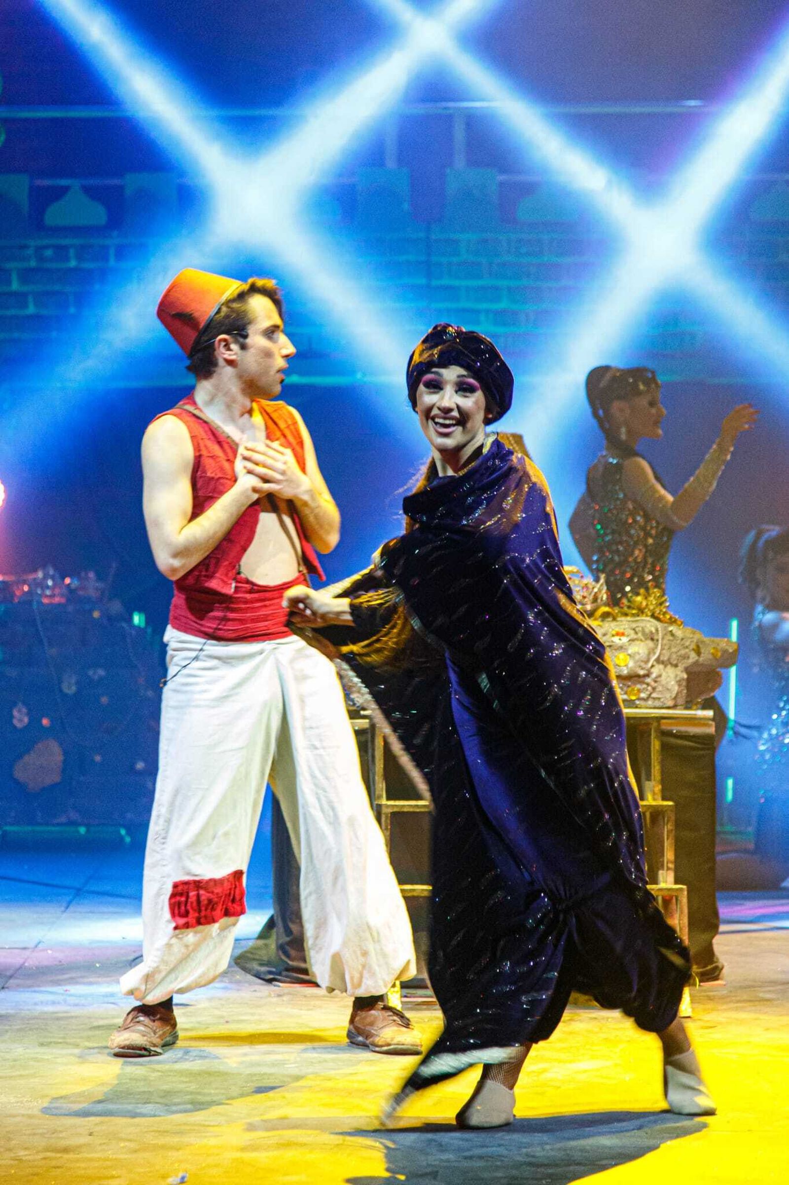 Una imagen del musical Aladín en el gran circo Alaska.