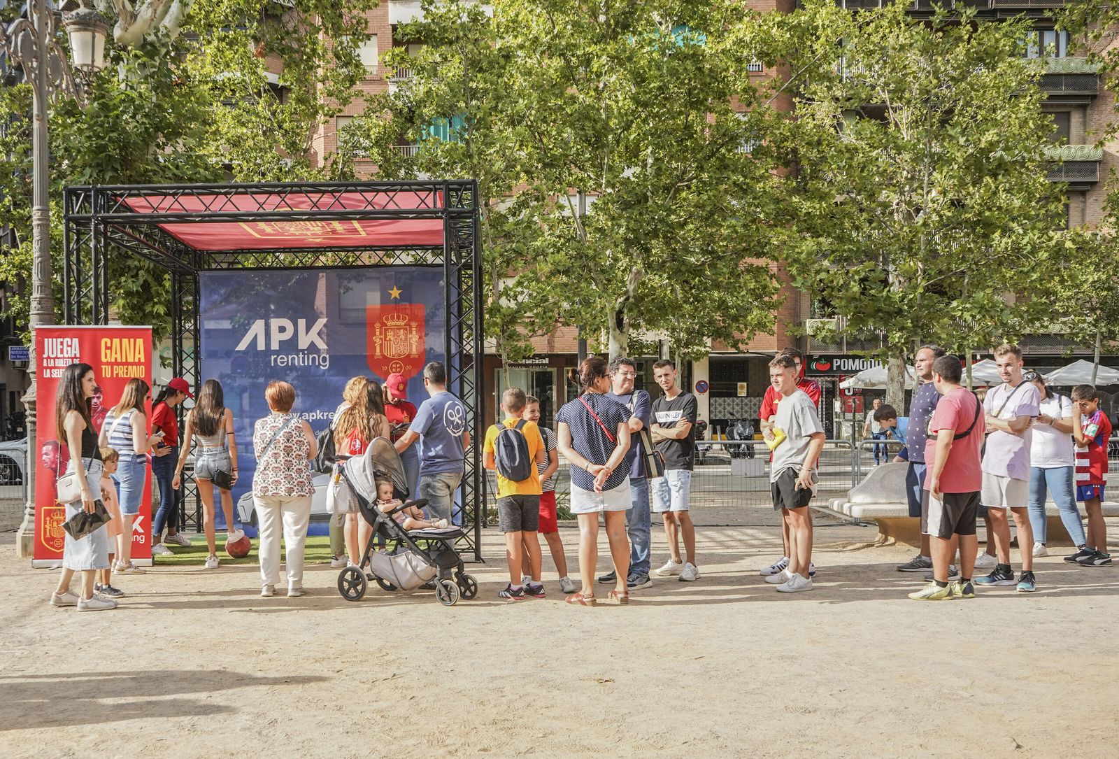 Granada disfruta con la Fan Zone de la Selección española