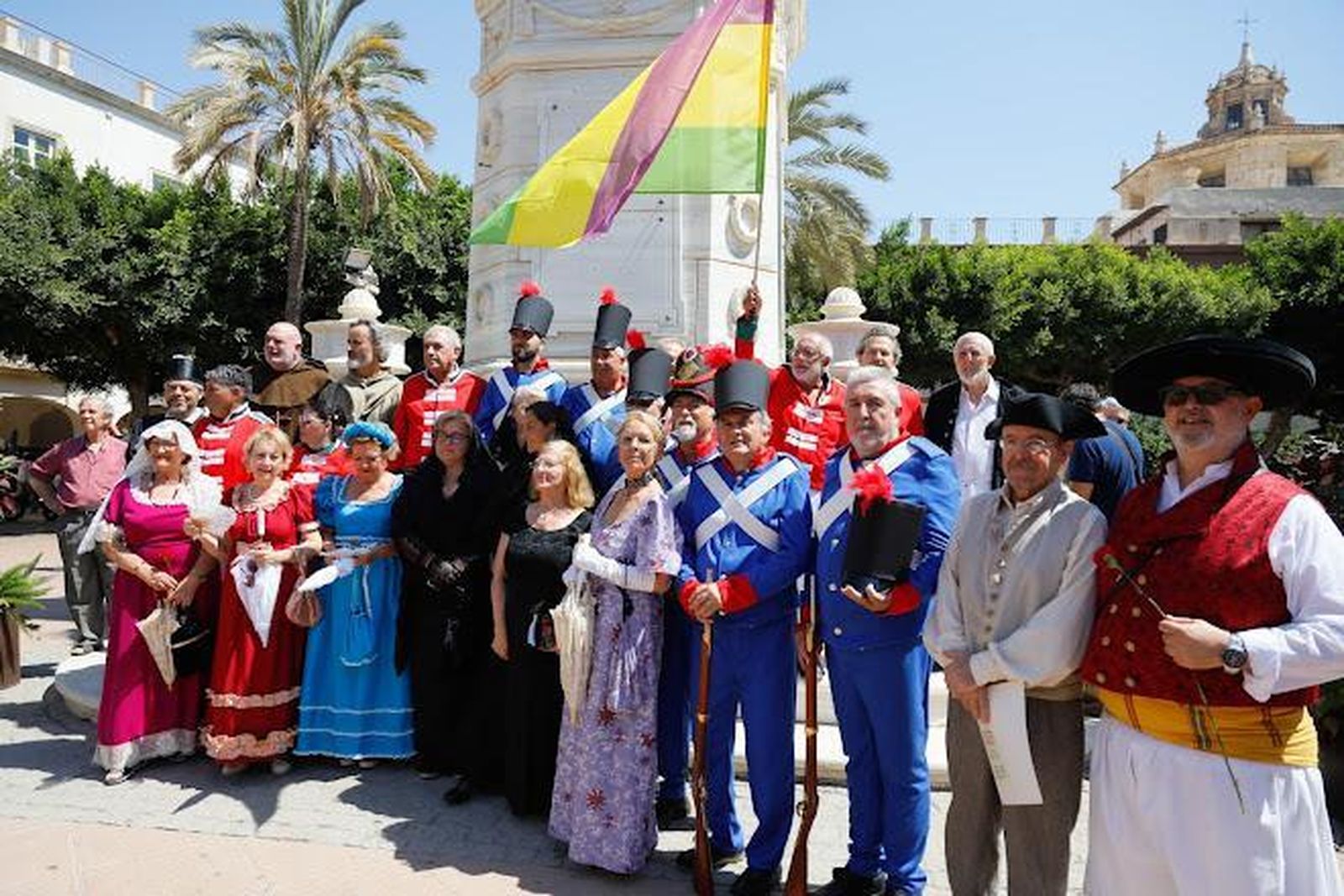 Actores de la representación histórica de los Coloraos.