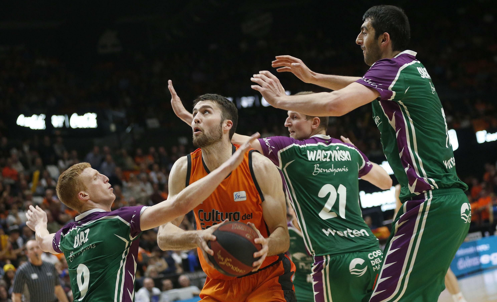 Las fotos del Valencia - Unicaja Baloncesto