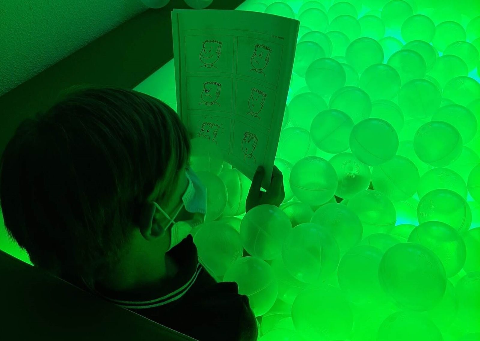 Una de las aulas de trabajo de la asociación Apannedis.