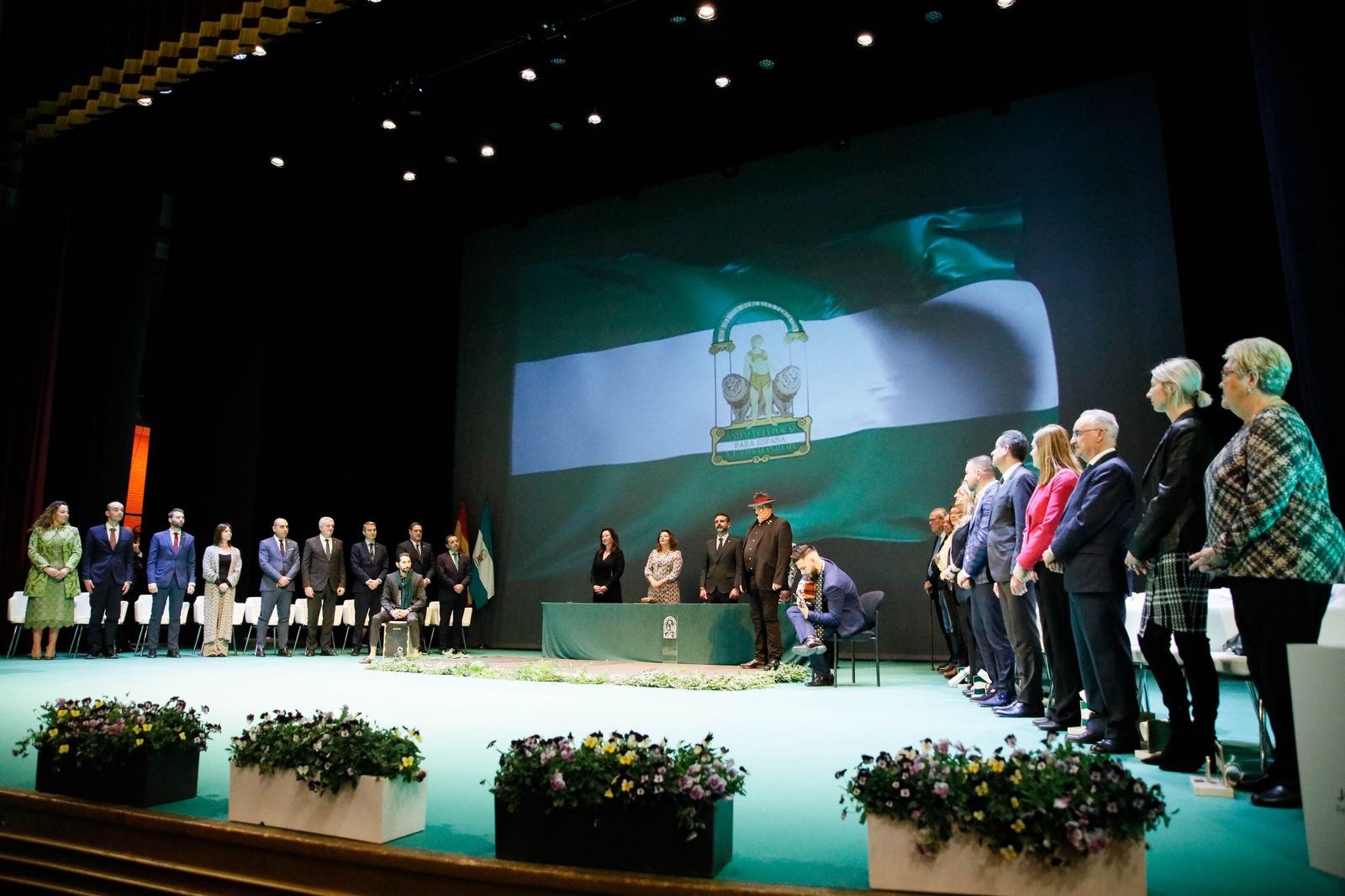 Imágenes de las entregas de las banderas de Andalucía