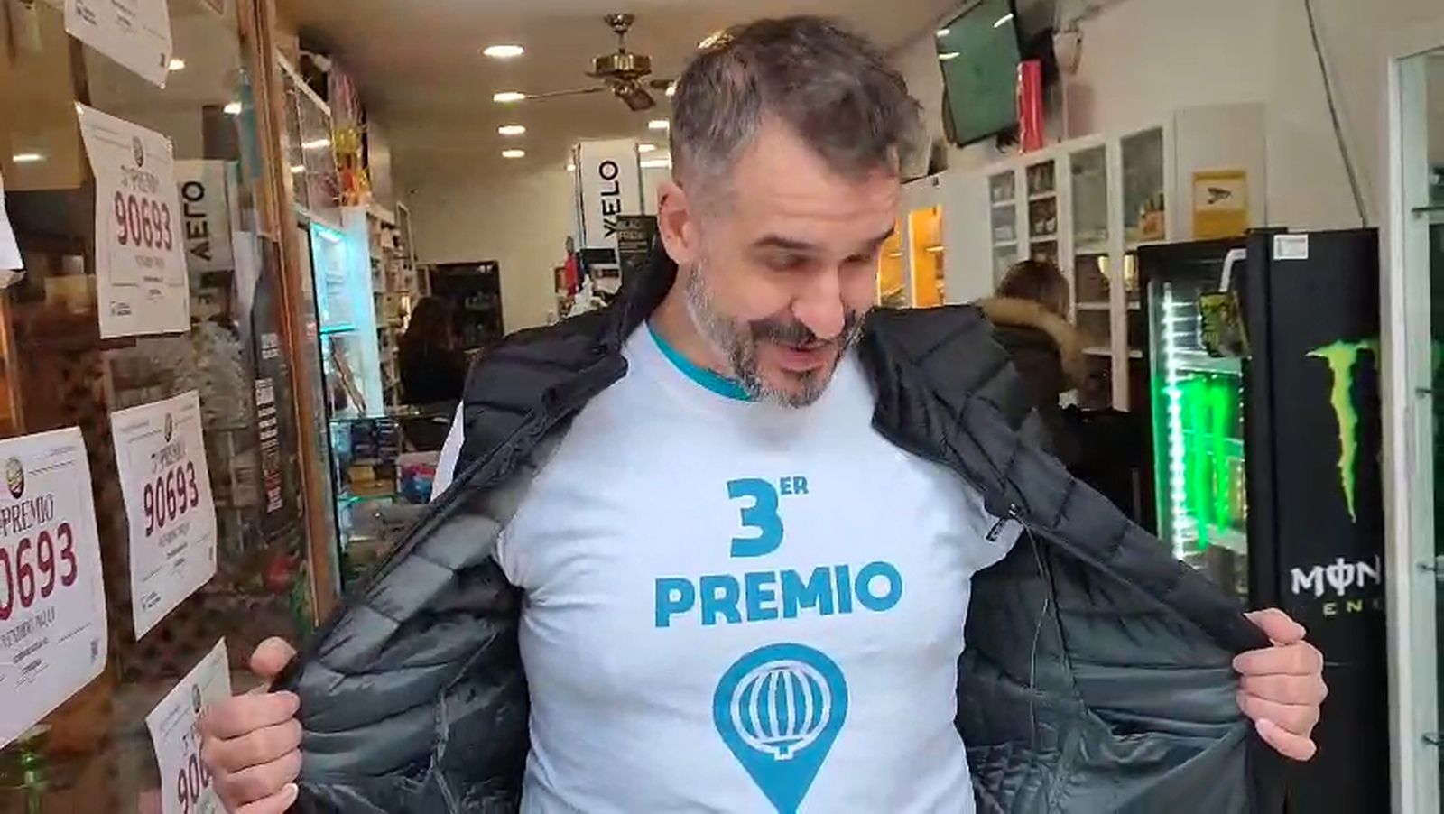 El lotero de Córdoba que ha repartido el tercer premio de la Lotería de Navidad