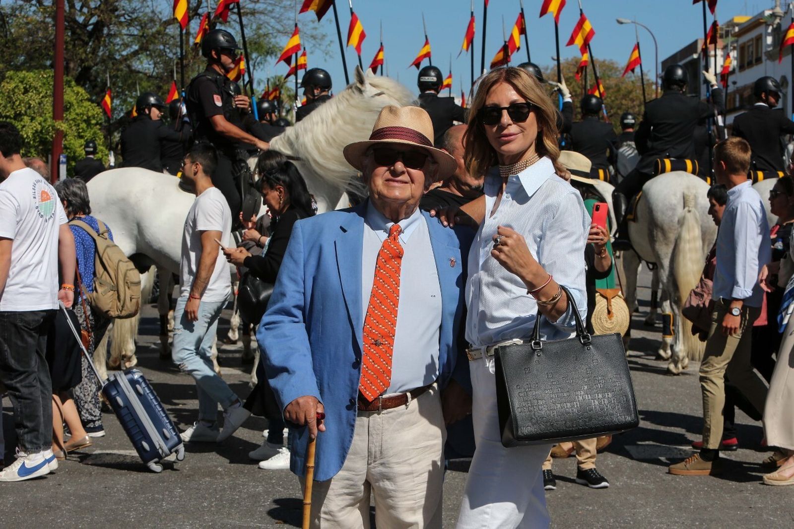 Tony Benítez y la modelo Sofía Mazagatos en la Exhibición de enganches