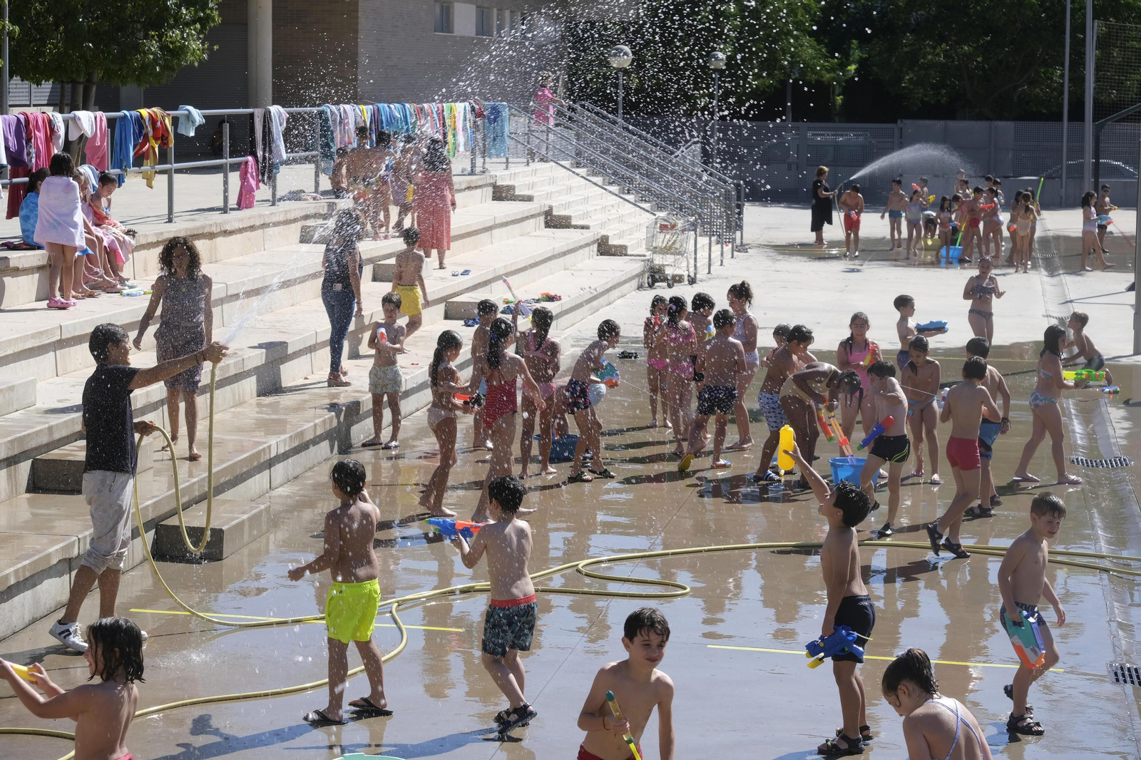 ¡Por fin vacaciones! Las mejores fotografías del último día de colegio en Córdoba
