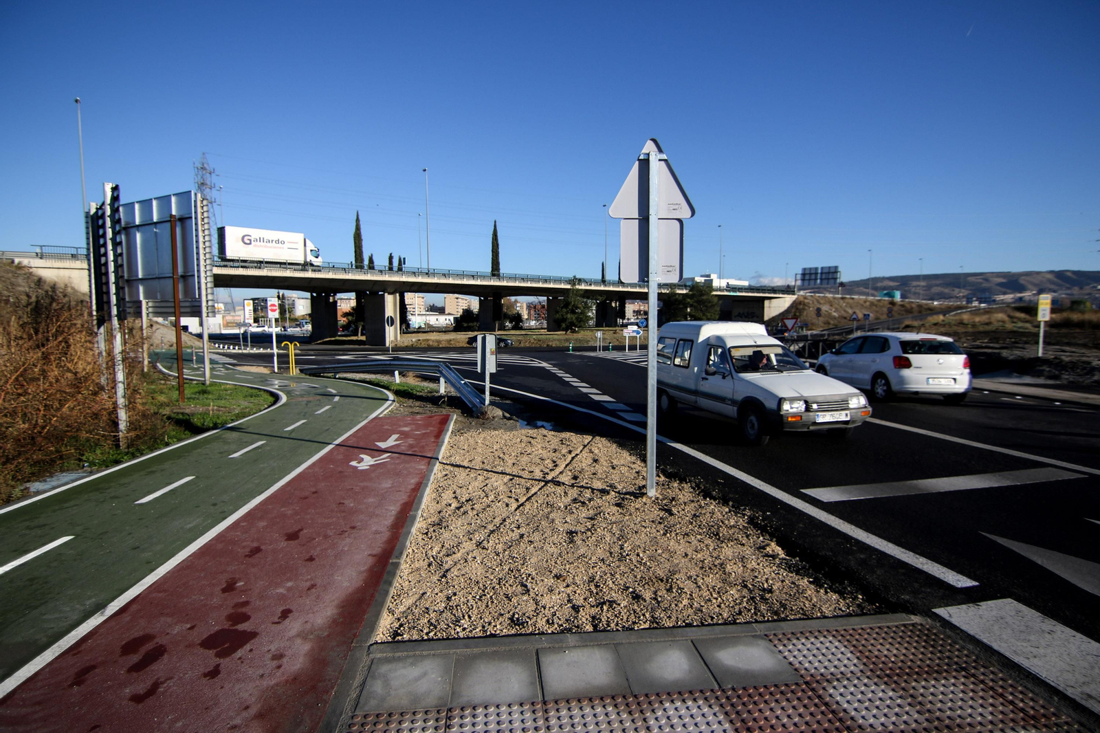 El PTS estrena una nueva vía de acceso para aliviar el tráfico de la Ronda Sur