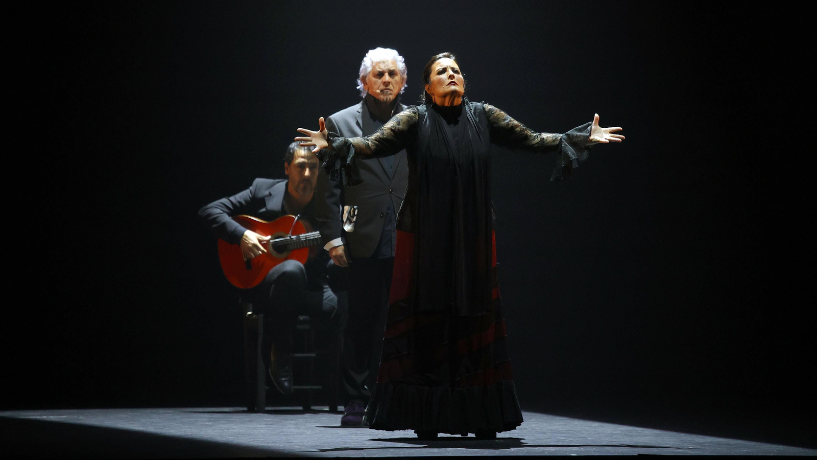 Compañía María del Mar Moreno con: Bailahora, la tradición hecha vanguardia