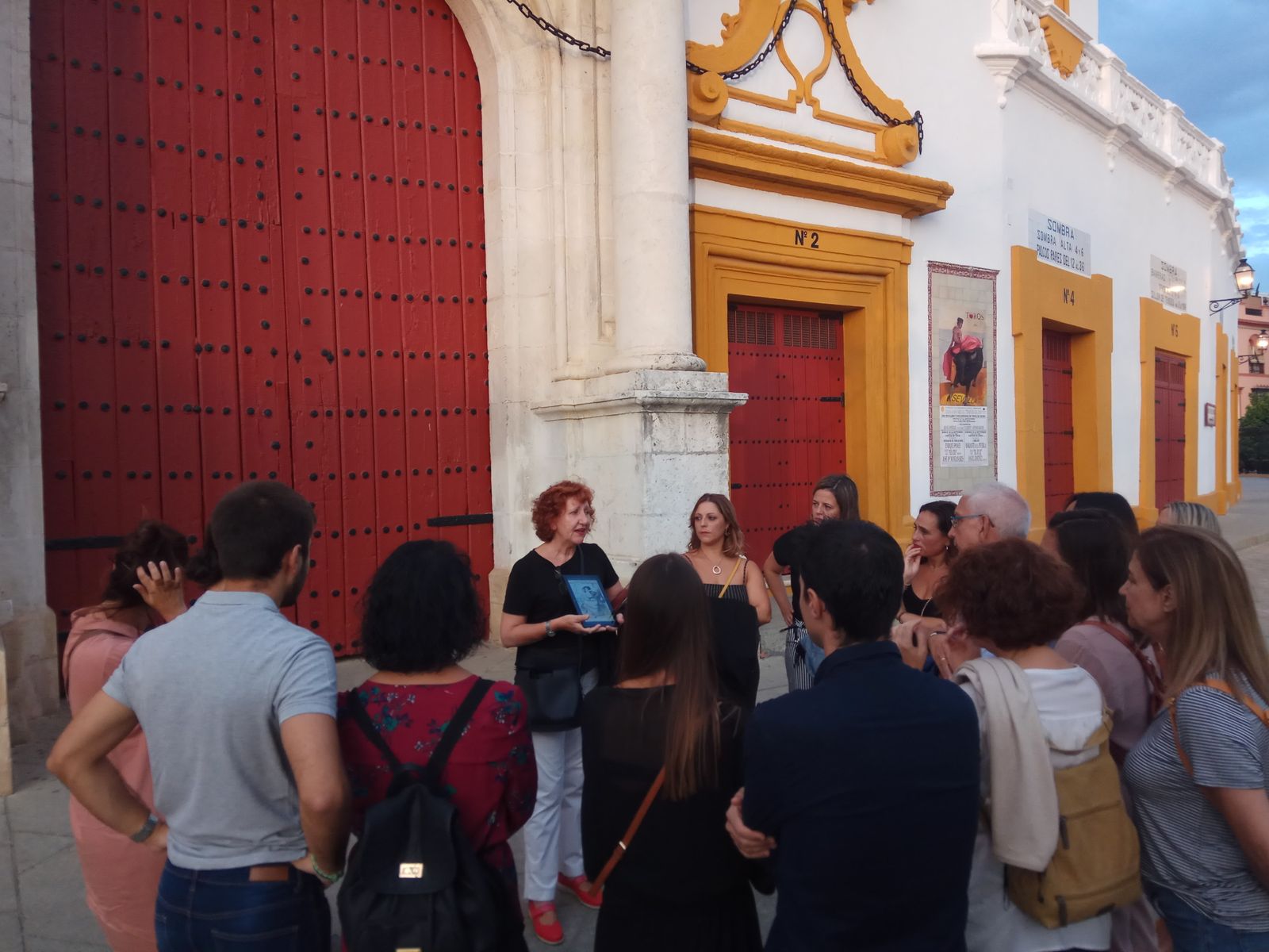 El barrio del Arenal se visitará en la ruta nocturna de mujeres destacadas en la historia de Sevilla.