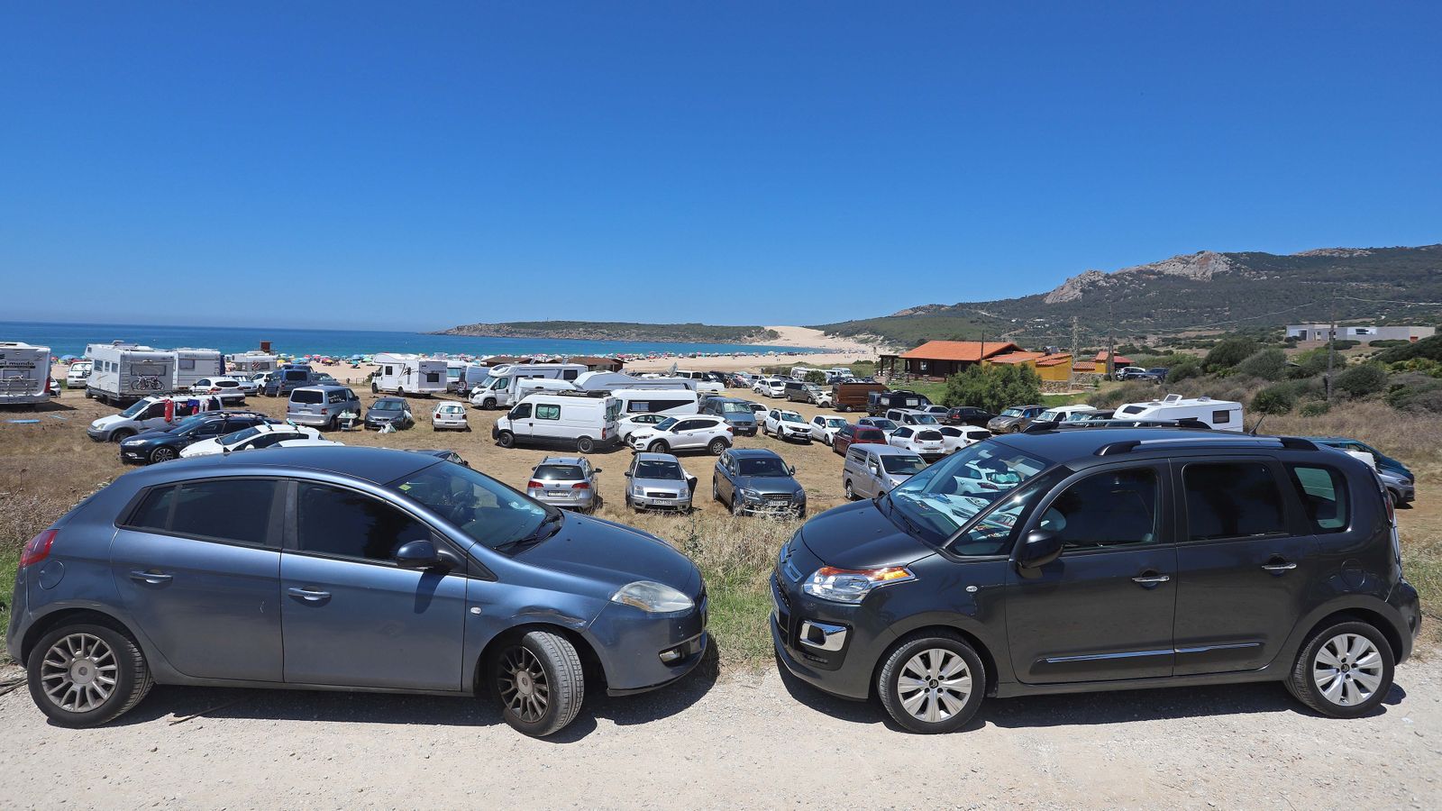 Restricciones de acceso a la playa de Bolonia