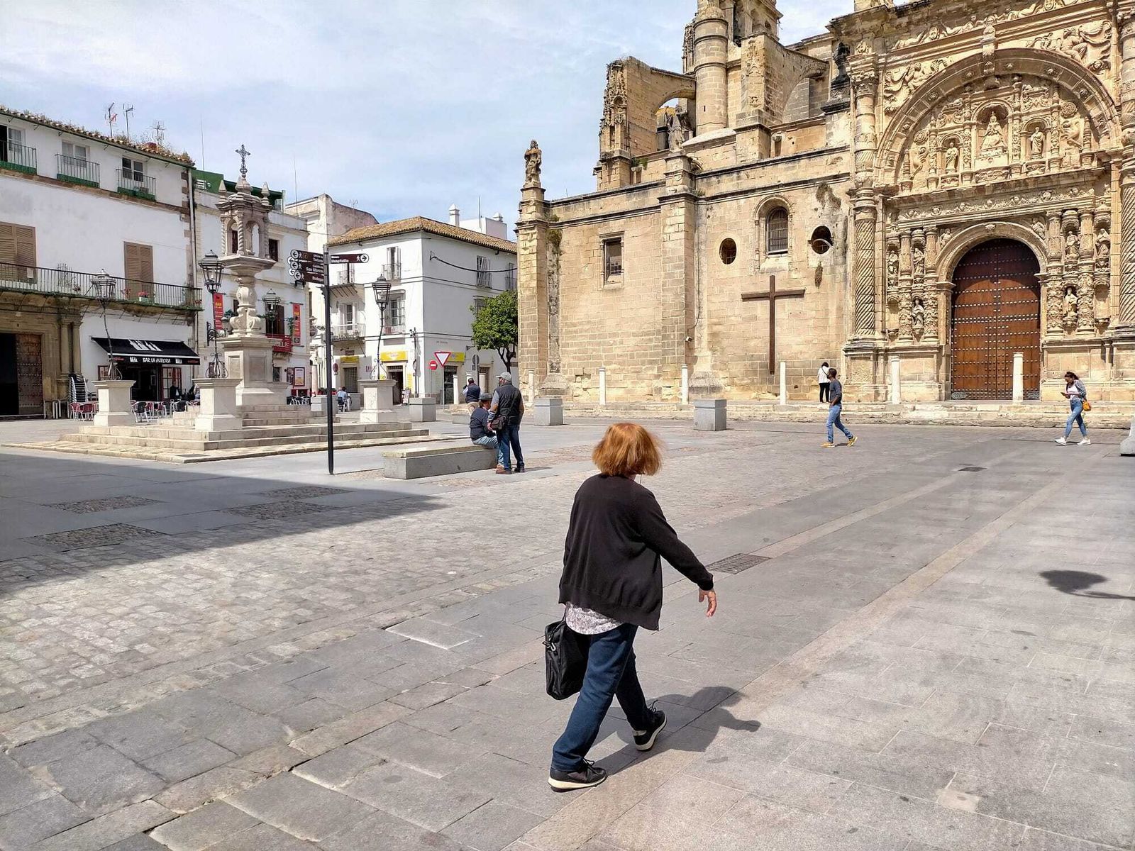 Una imagen de la Basílica Menor de Los Milagros, en la Plaza de España.