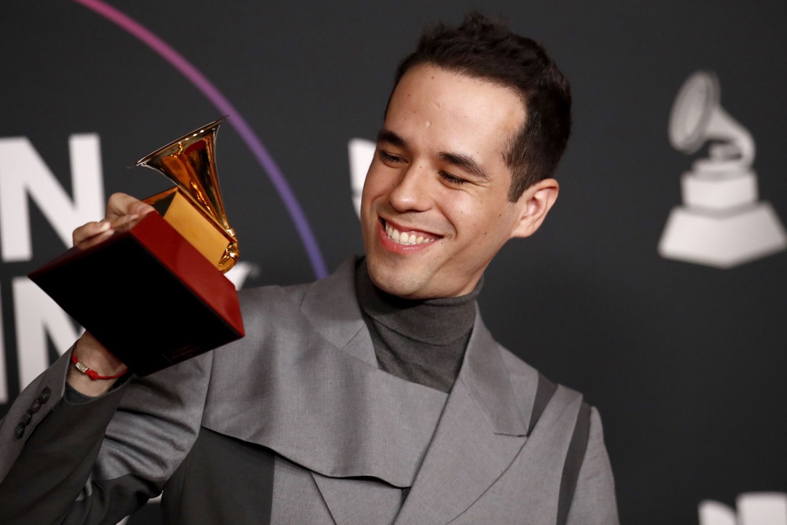 La alfombra roja de los Grammy latinos