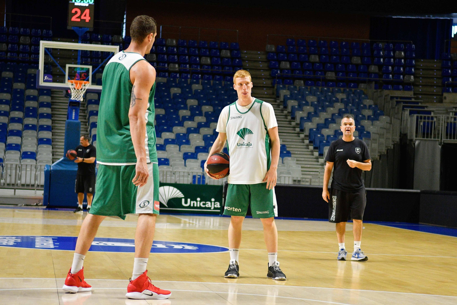 Las fotos del primer día de Rubén Guerrero.