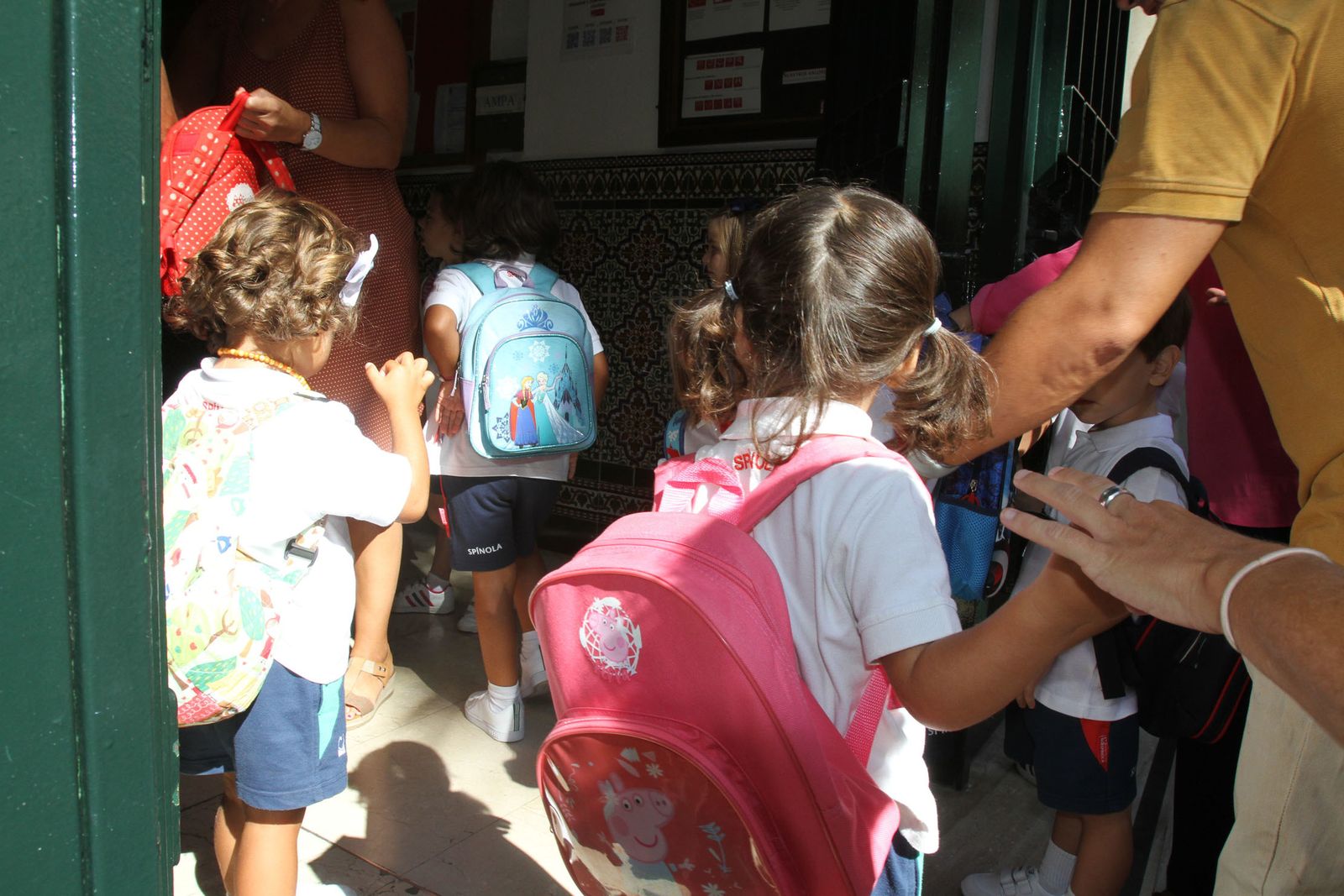 la vuelta al cole en los colegios de Huelva en Imágenes