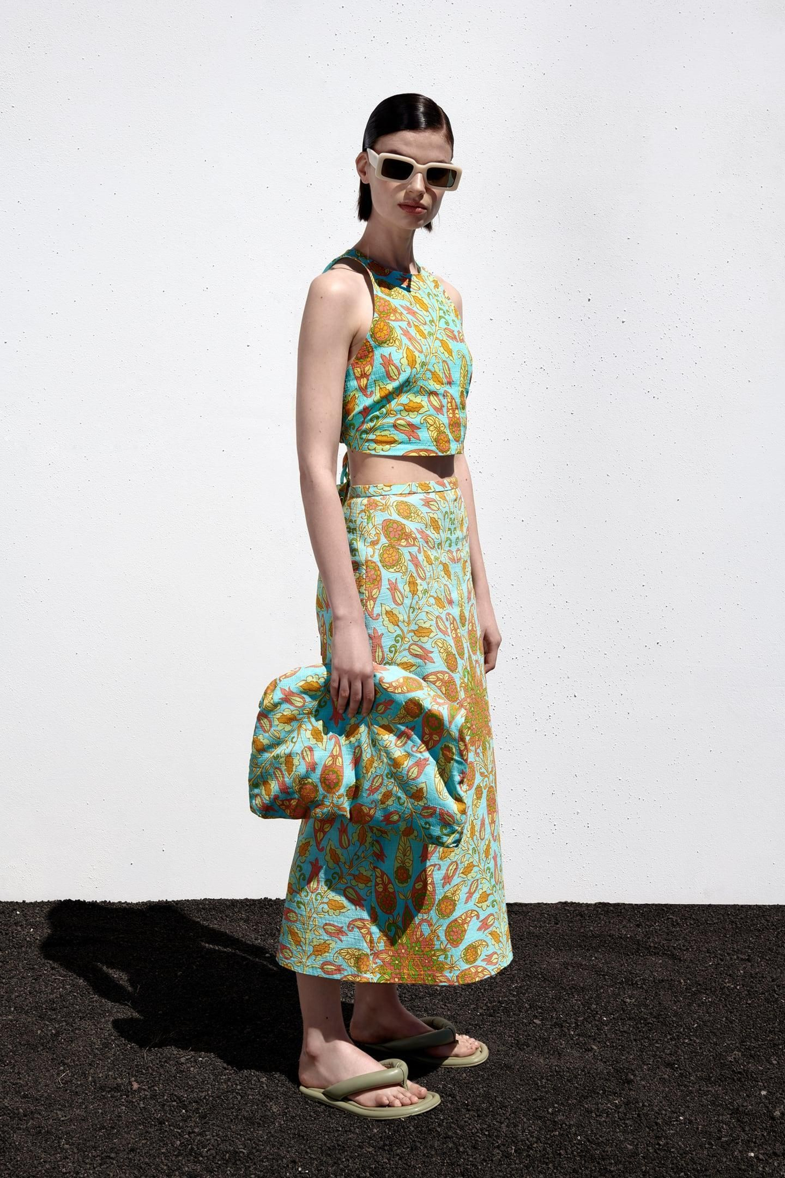 La nueva falda de flores de Zara.