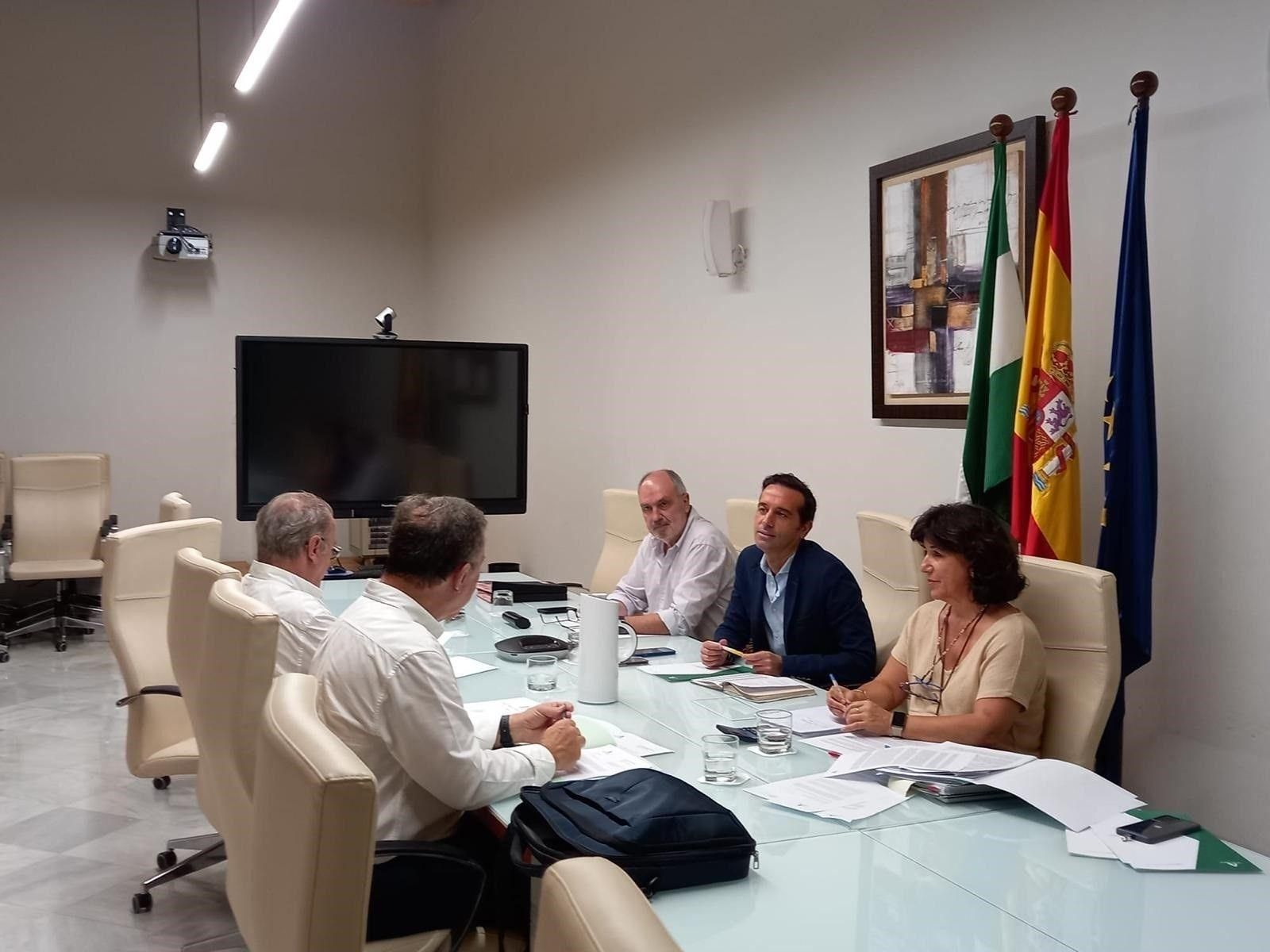 Reunión de la Consejería de Justicia de la Junta de Andalucía con el Consejo Andaluz de Colegios de Abogados.