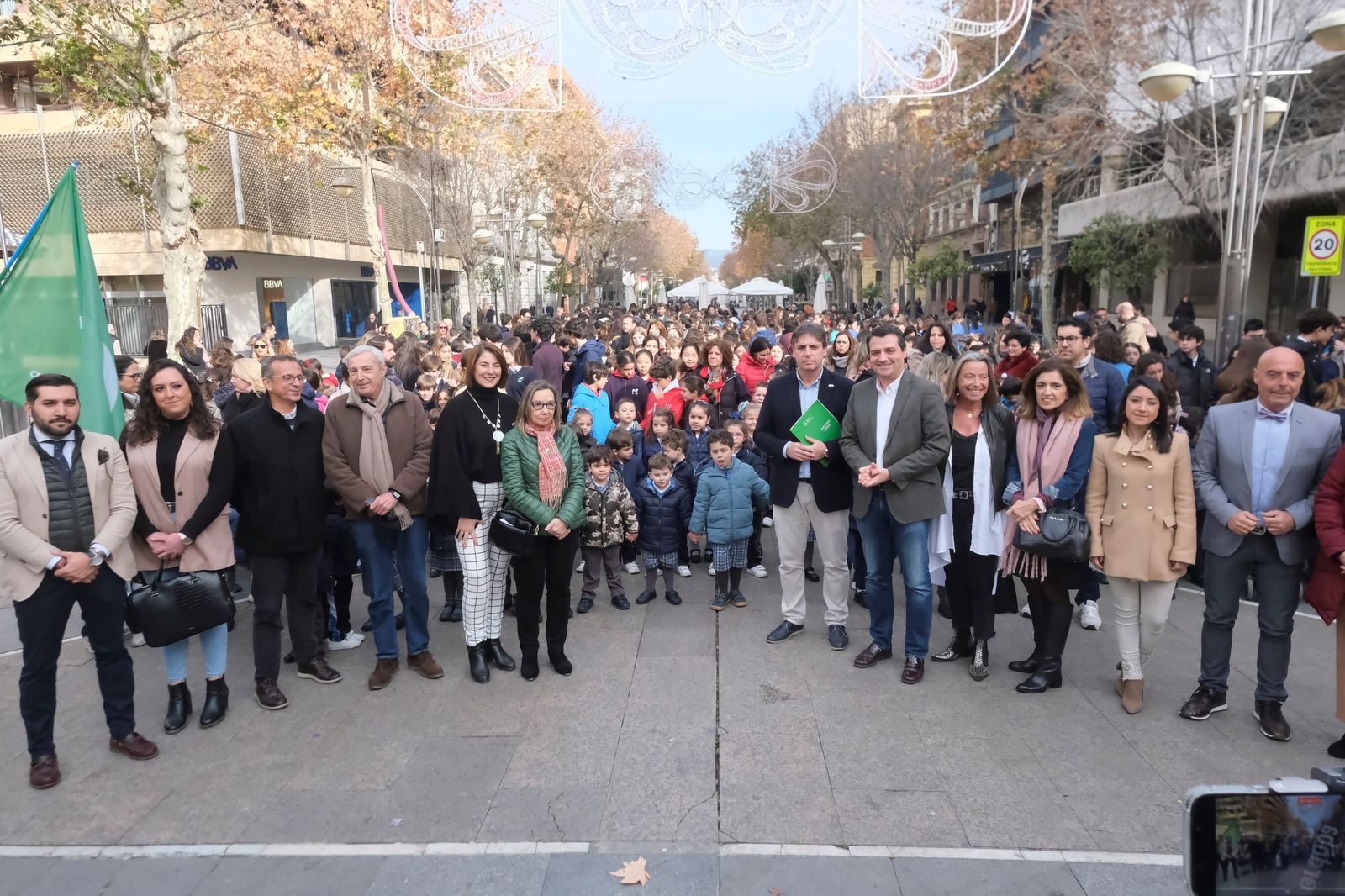 Córdoba celebra el Día del Cáncer Infantil con una marcha con cientos de escolares