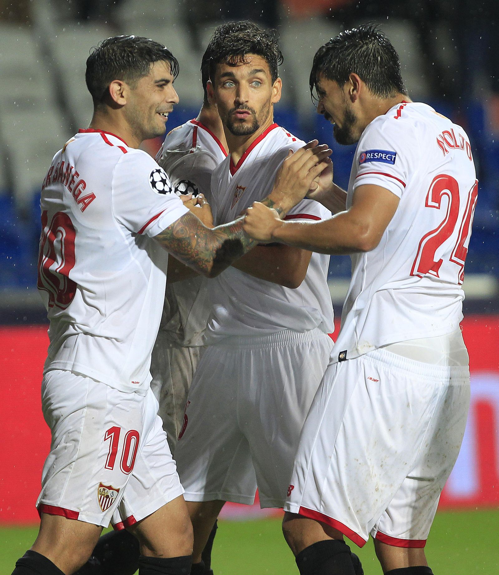 Los escasos testigos de la reaparición del duende de Jesús Navas en el Basaksehir Arena.