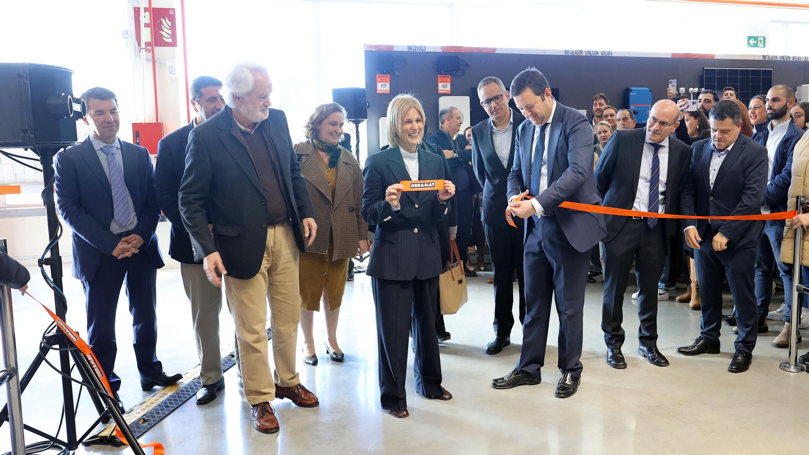 Imágenes de la inauguración de Obramat en Jerez