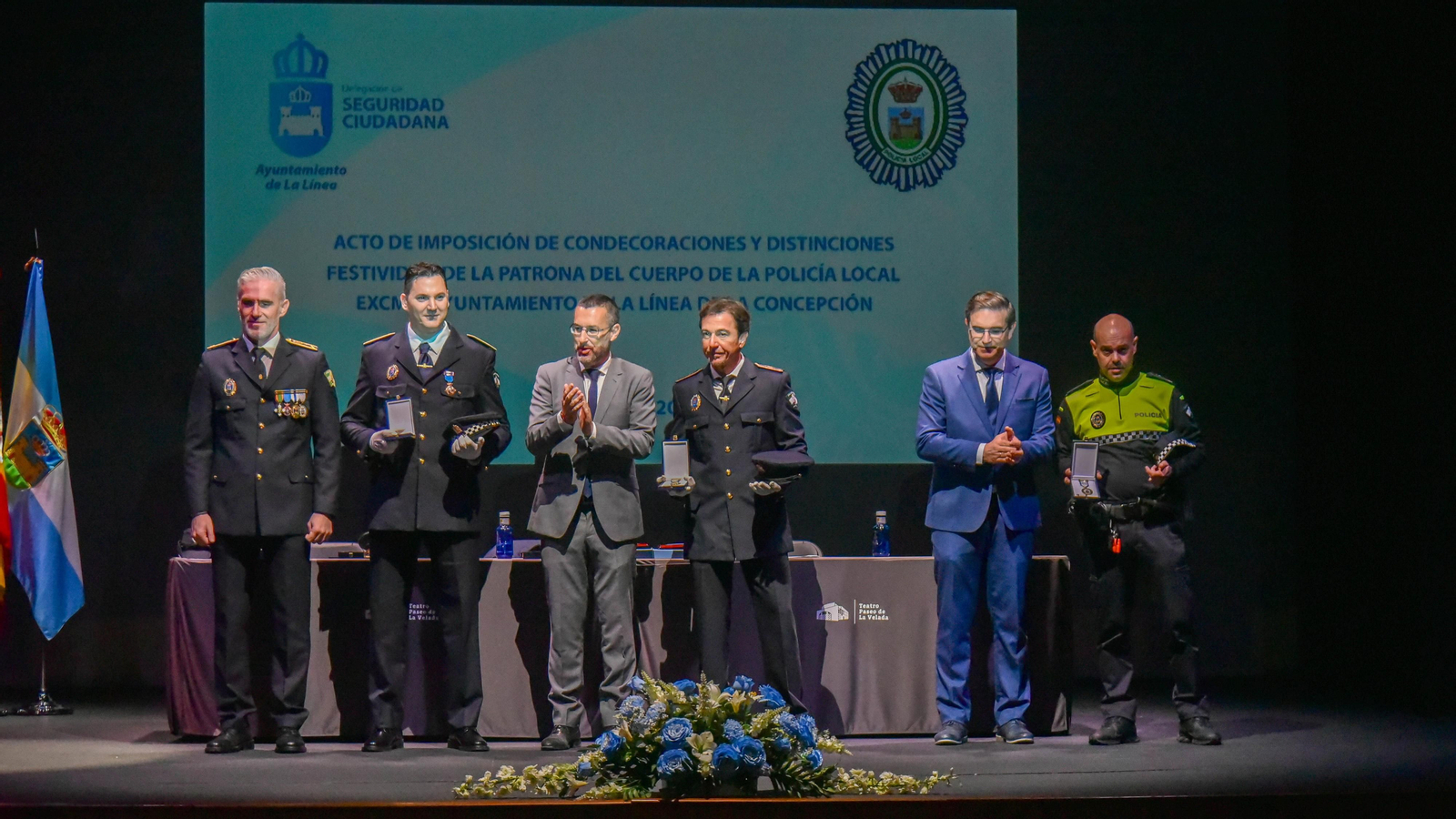 El acto de entrega de distinciones por la festividad del Cuerpo de la Policía Local de La Línea, en imágenes