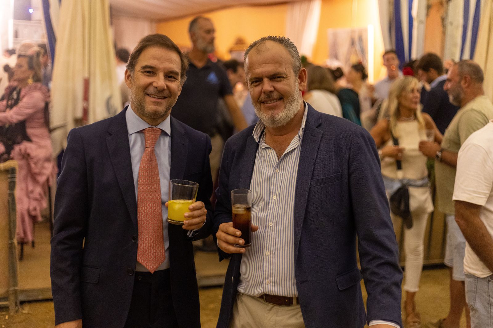 Feria del Caballo 2023: Imágenes del ambiente en la noche del sábado