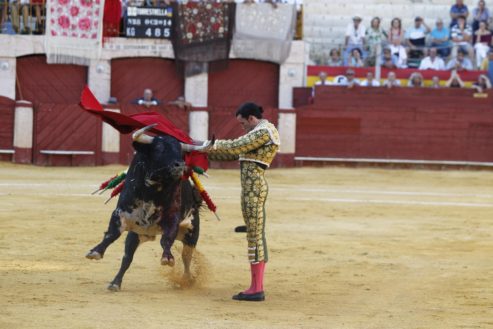 Fotogalería Primera Corrida de Toros. Feria de Almería 2019