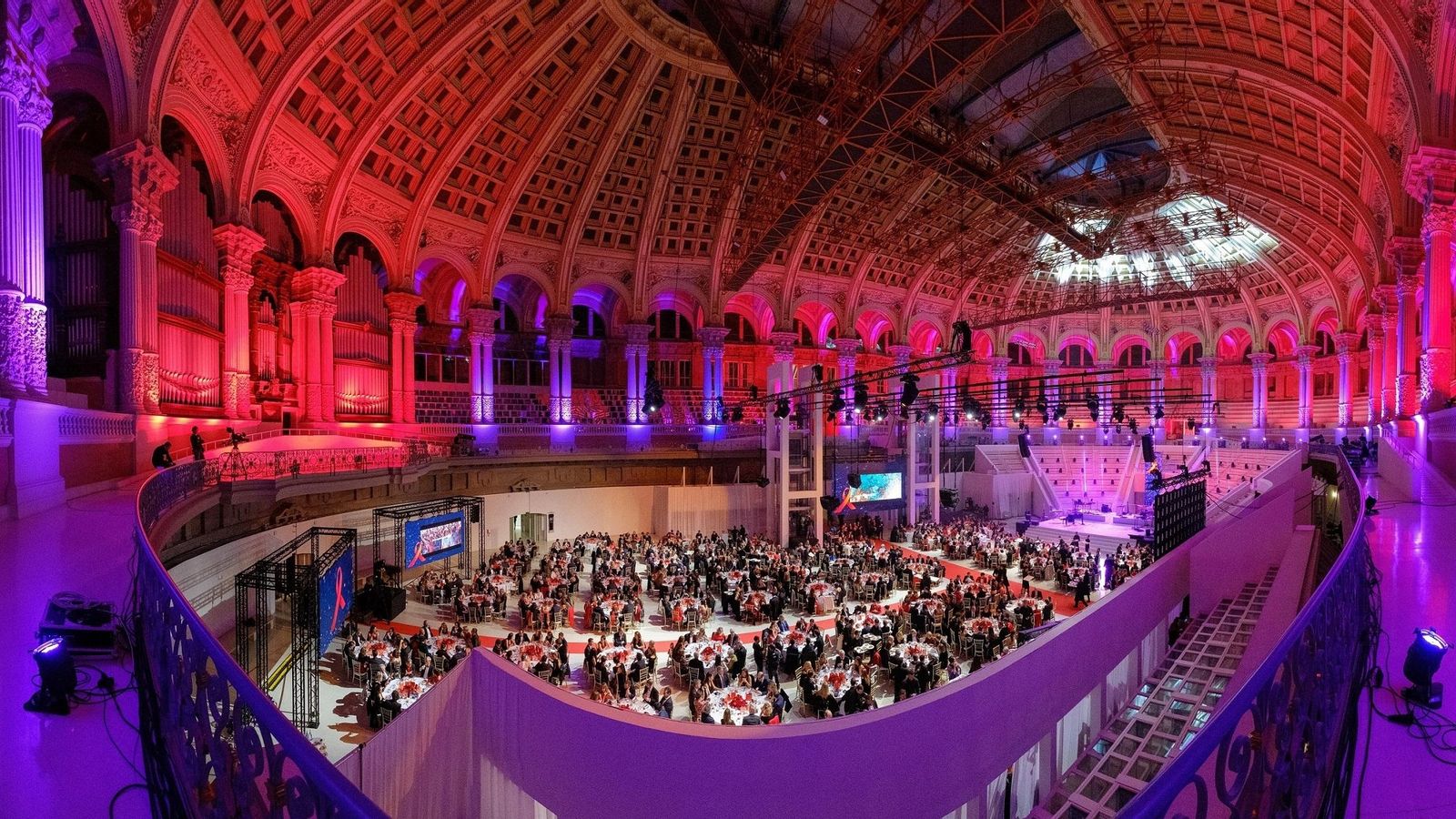 Panorámica del Museo de Arte de Cataluña durante la gala del lunes.