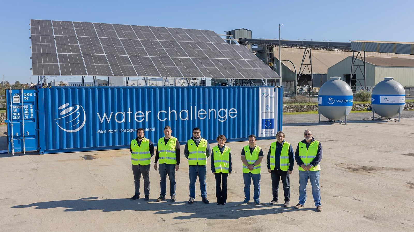 La planta piloto de Water Challenge en el muelle Ingeniero Juan Gonzalo del Puerto de Huelva. La planta piloto de Water Challenge en el muelle Ingeniero Juan Gonzalo del Puerto de Huelva.