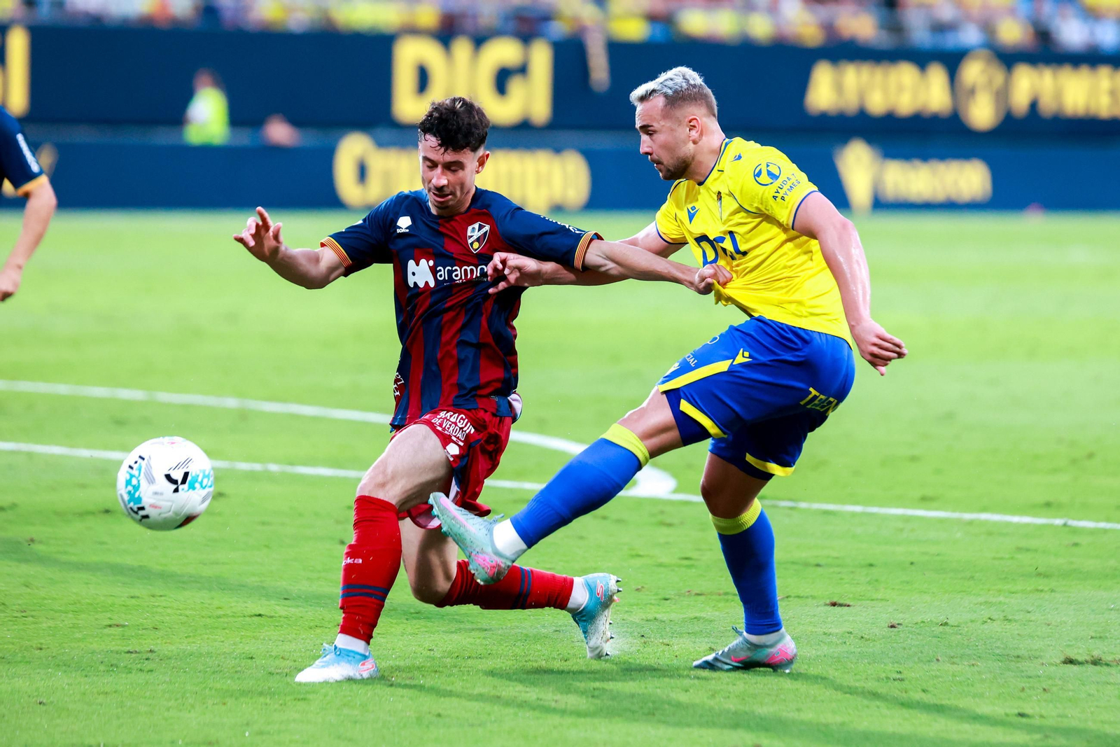 Las imágenes del Cádiz CF-Huesca