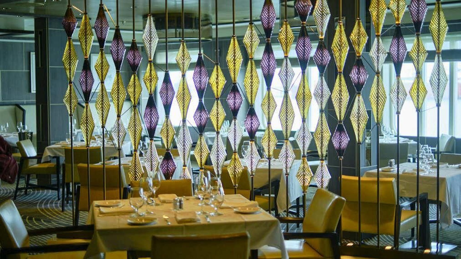 Interior del buque Sky Princess