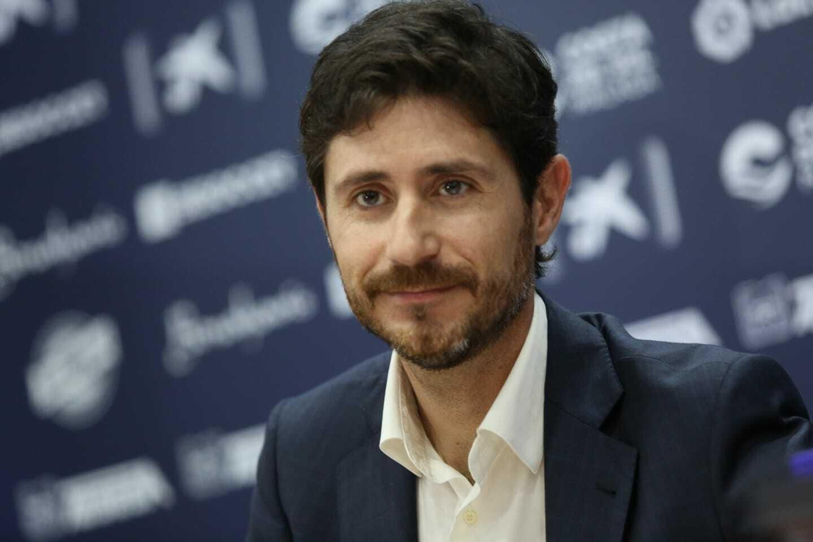 Las fotos de la presentación de Víctor con el Málaga