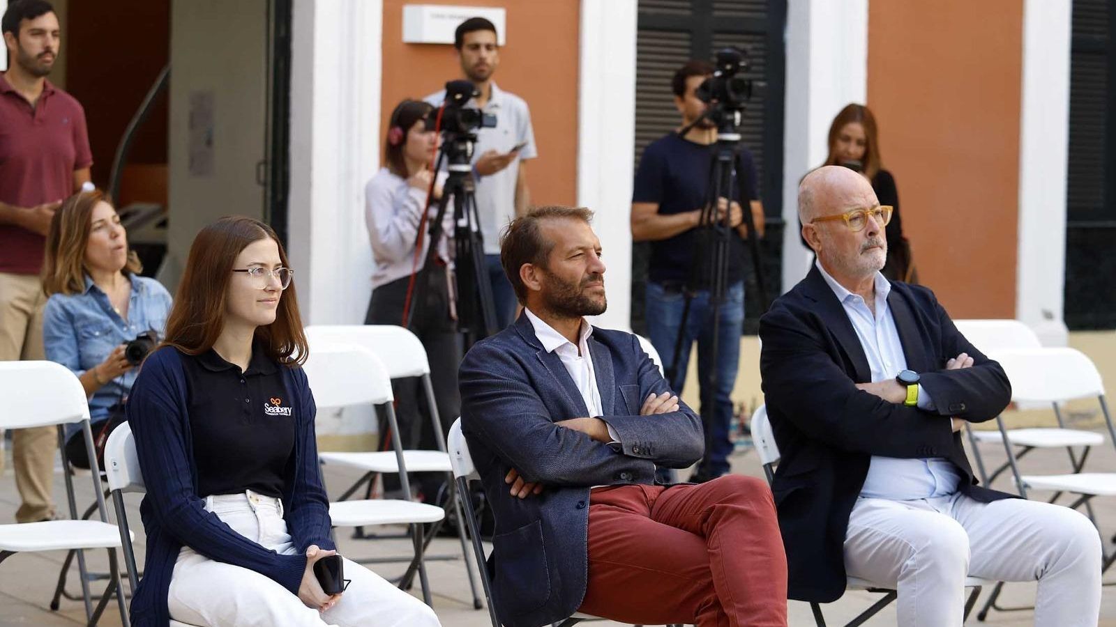Patrocinadores de la Marcha en el acto de presentación
