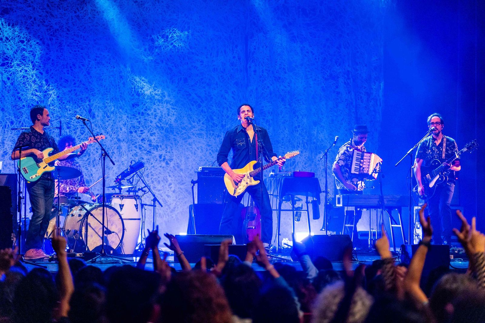 Espectacular concierto de Depedro en el Teatro de las Cortes de San Fernando