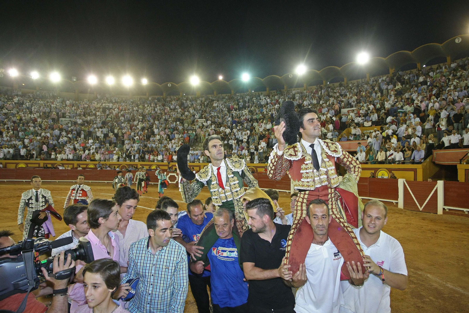 Las imágenes de la reaparición de José Tomás en Algeciras