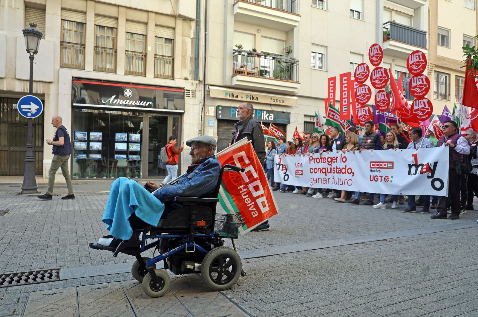 Imágenes del jueves 1 de mayo en Huelva