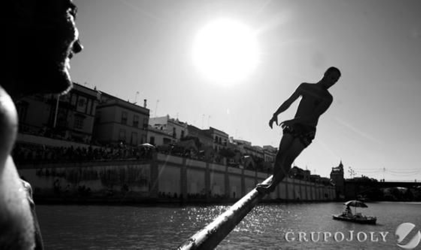 La cucaña de Triana, un clásico de la Velá.

Foto: Juan Carlos Muñoz