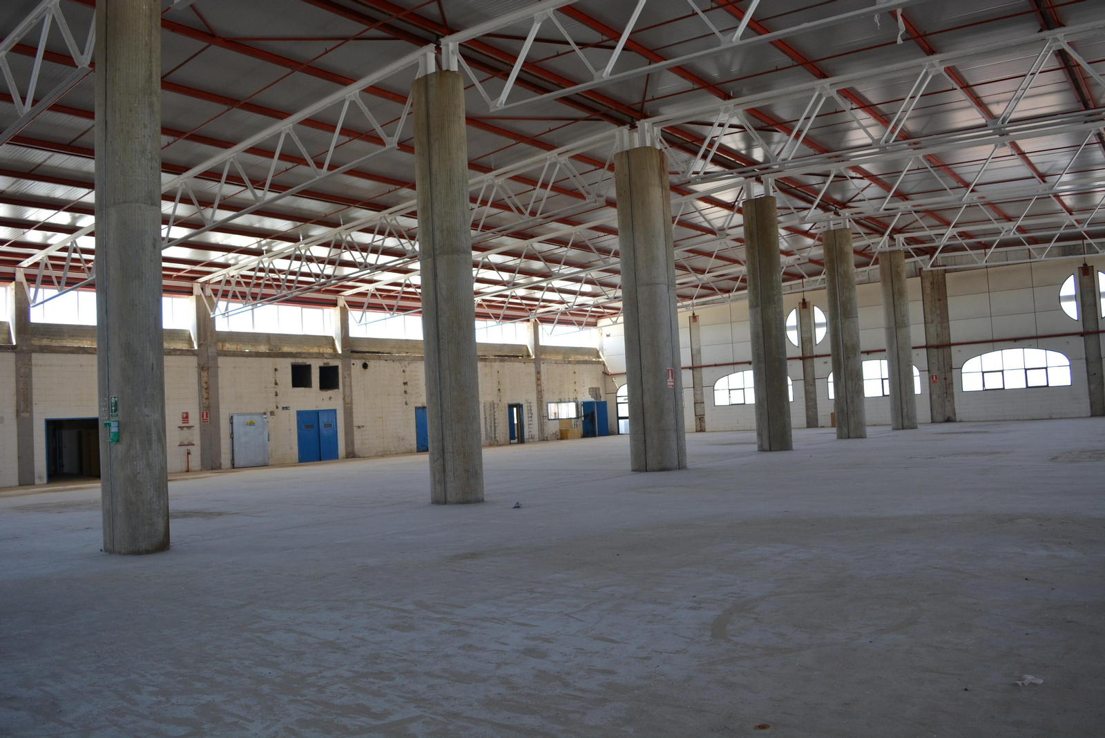 Así es el complejo de Altadis en la Zona Franca de Cádiz