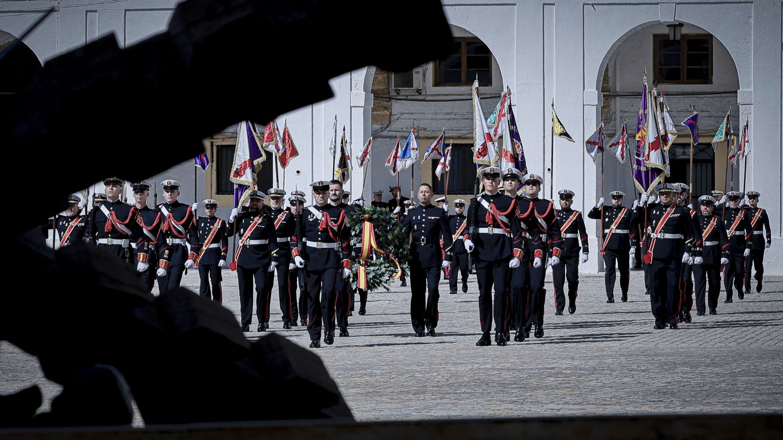 Las imágenes de la celebración del 489º Aniversario de la Infantería de Marina en Cádiz