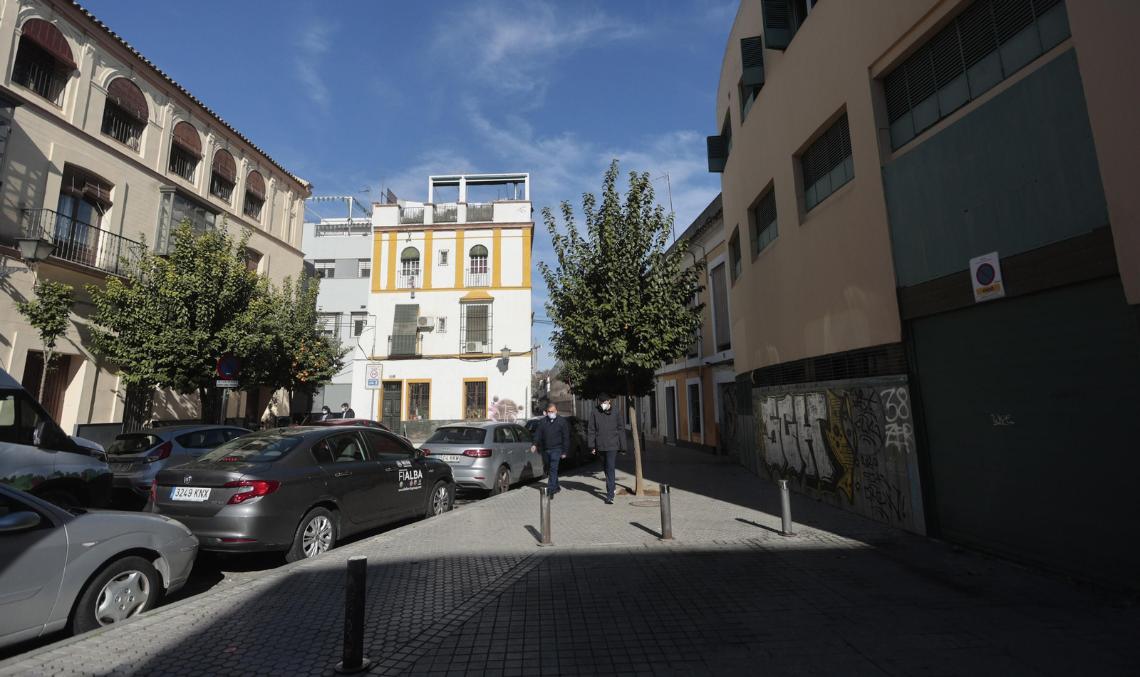 El tramo de Jesús del Gran Poder hasta el callejón Juan de Oviedo que concentra grandes ríos de orines por la movida.