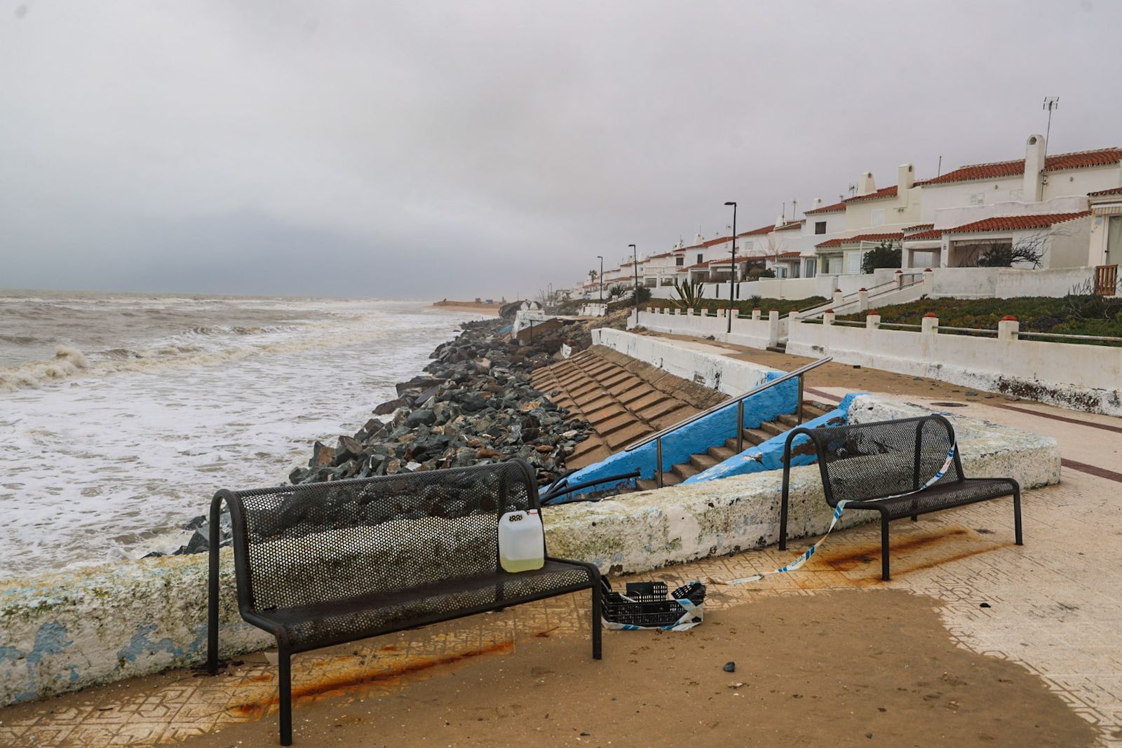 Fotografías de las zonas más perjudicadas de Matalascañas tras los últimos temporales