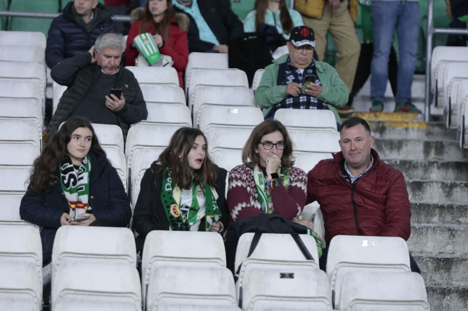 Búscate en las gradas del Villamarín