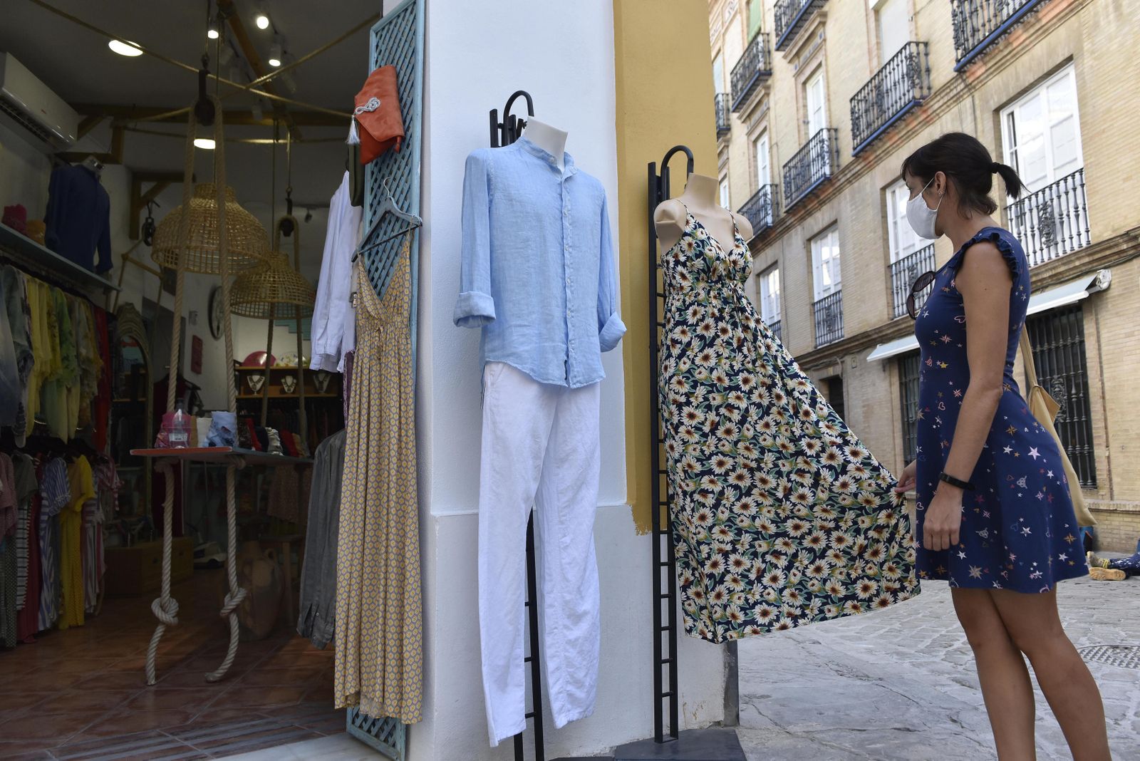 El barrio de Santa Cruz se queda vacío