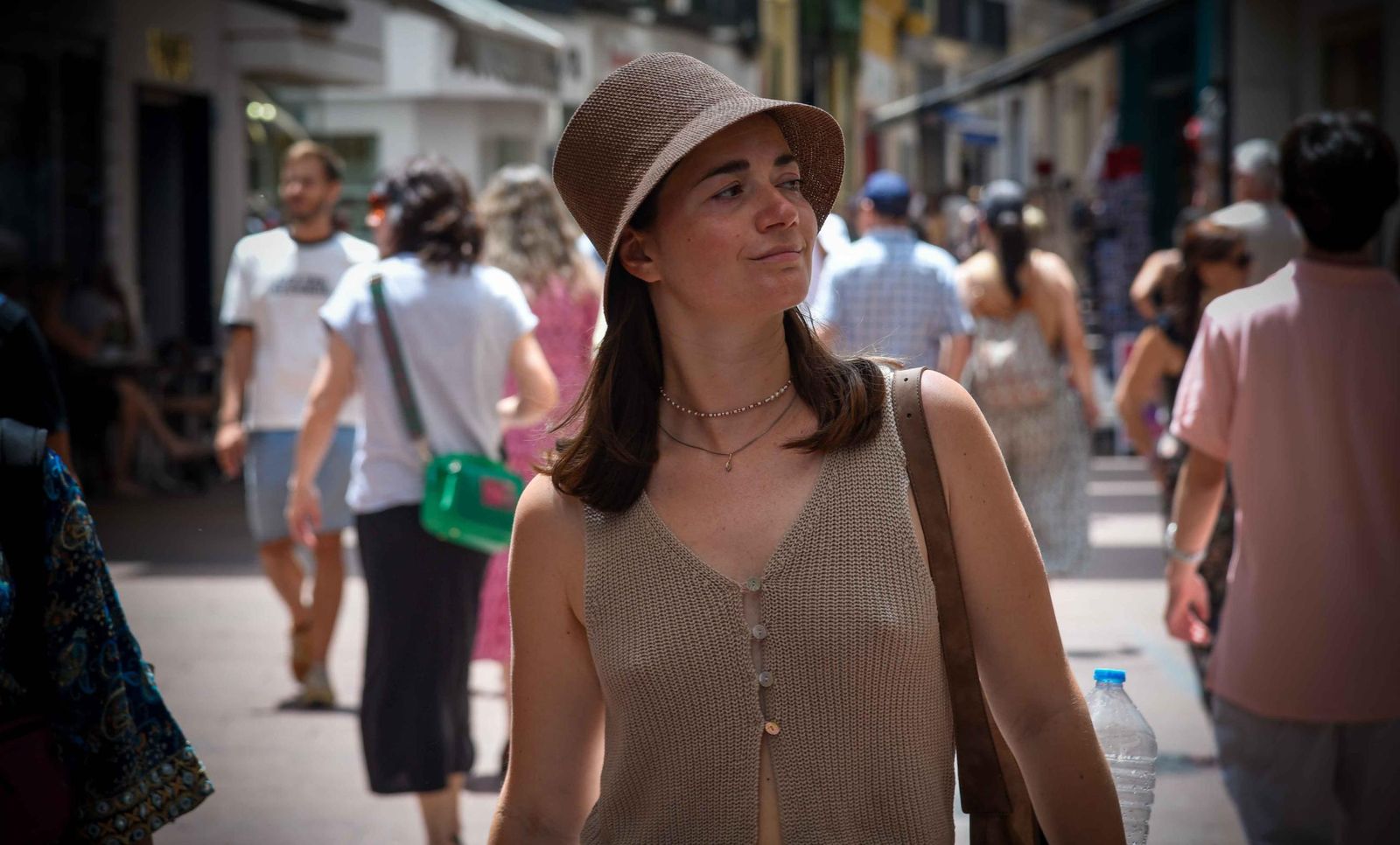 La moda de los sombreros ha regresado a Sevilla