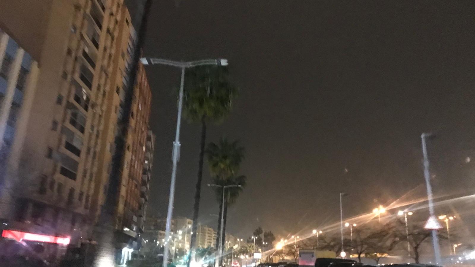 La avenida Virgen del Carmen, sin iluminación.